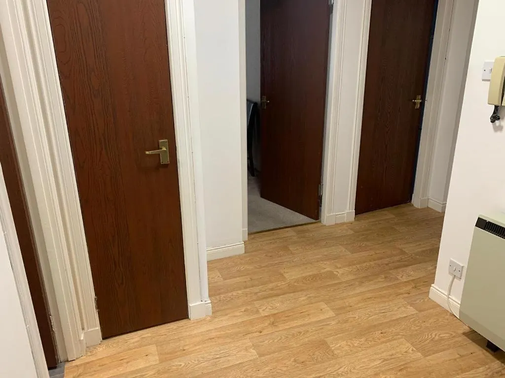 2 Bedroom Central Apartment Edimburgo