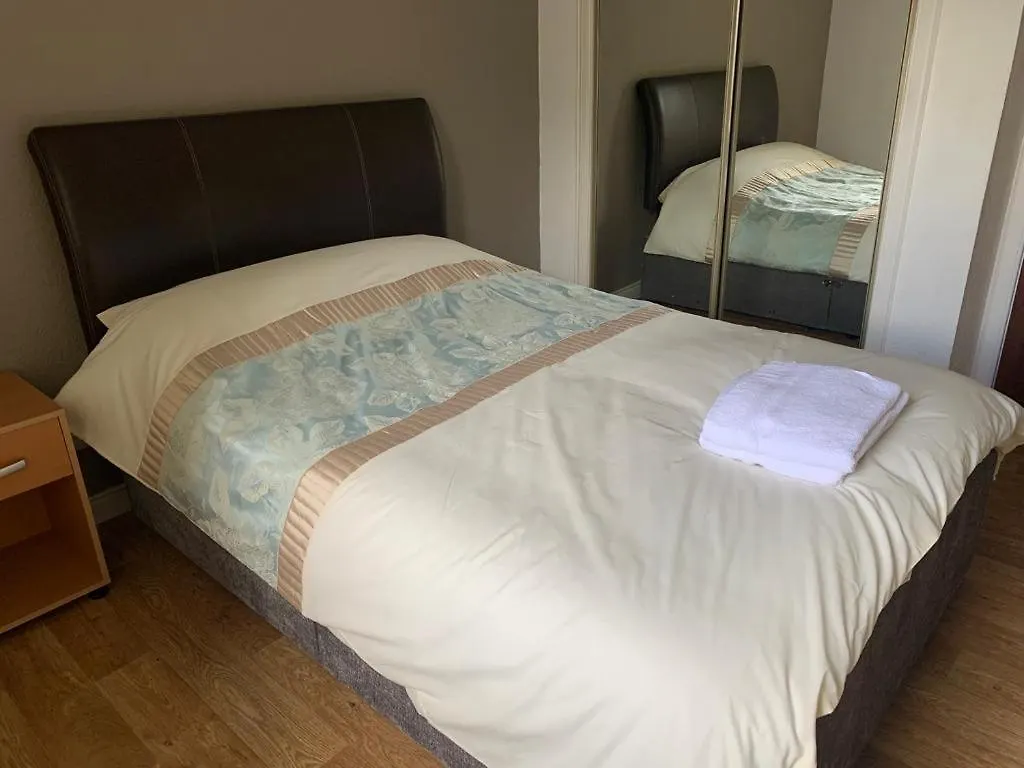 2 Bedroom Central Apartment Edimburgo 0*,  Regno Unito